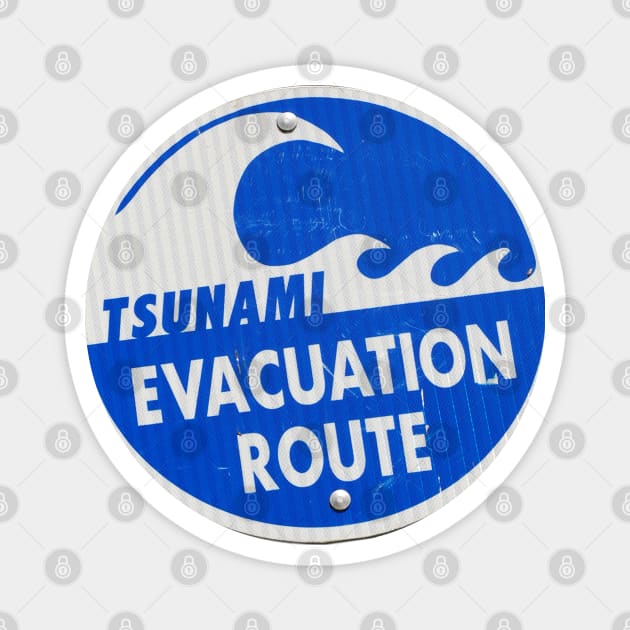 road sign tsunami (round, bolts) Magnet by mystudiocreate